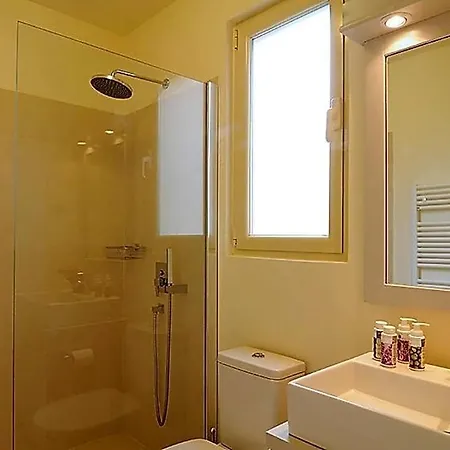 Sleeps 6 Pool Air Con * Porto Heli