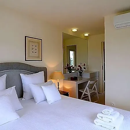 Sleeps 6 Pool Air Con * Porto Heli