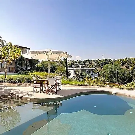 Sleeps 6 Pool Air Con Villa Porto Heli
